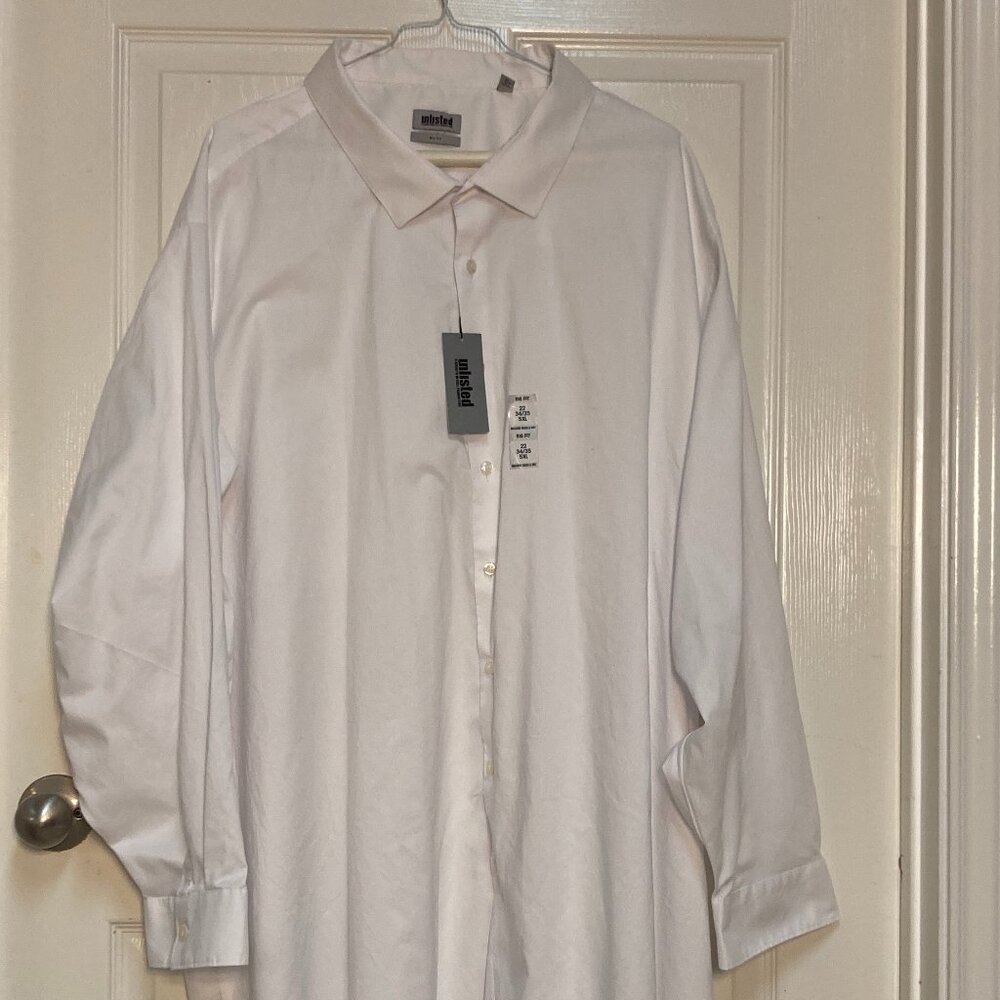 Men's dress shirt by Unlisted New With Tags big fit white sze 22 34/35